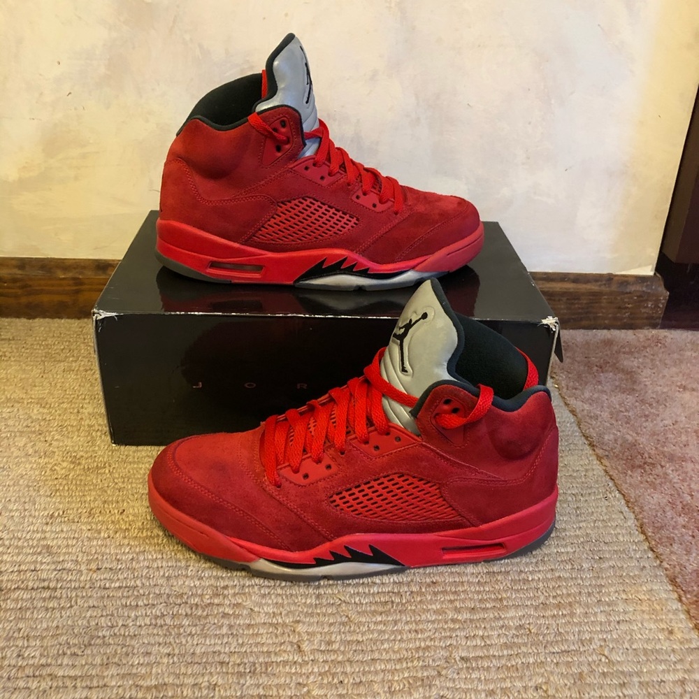 ❌Sold❌ Jordan Retro 5 Red Suede